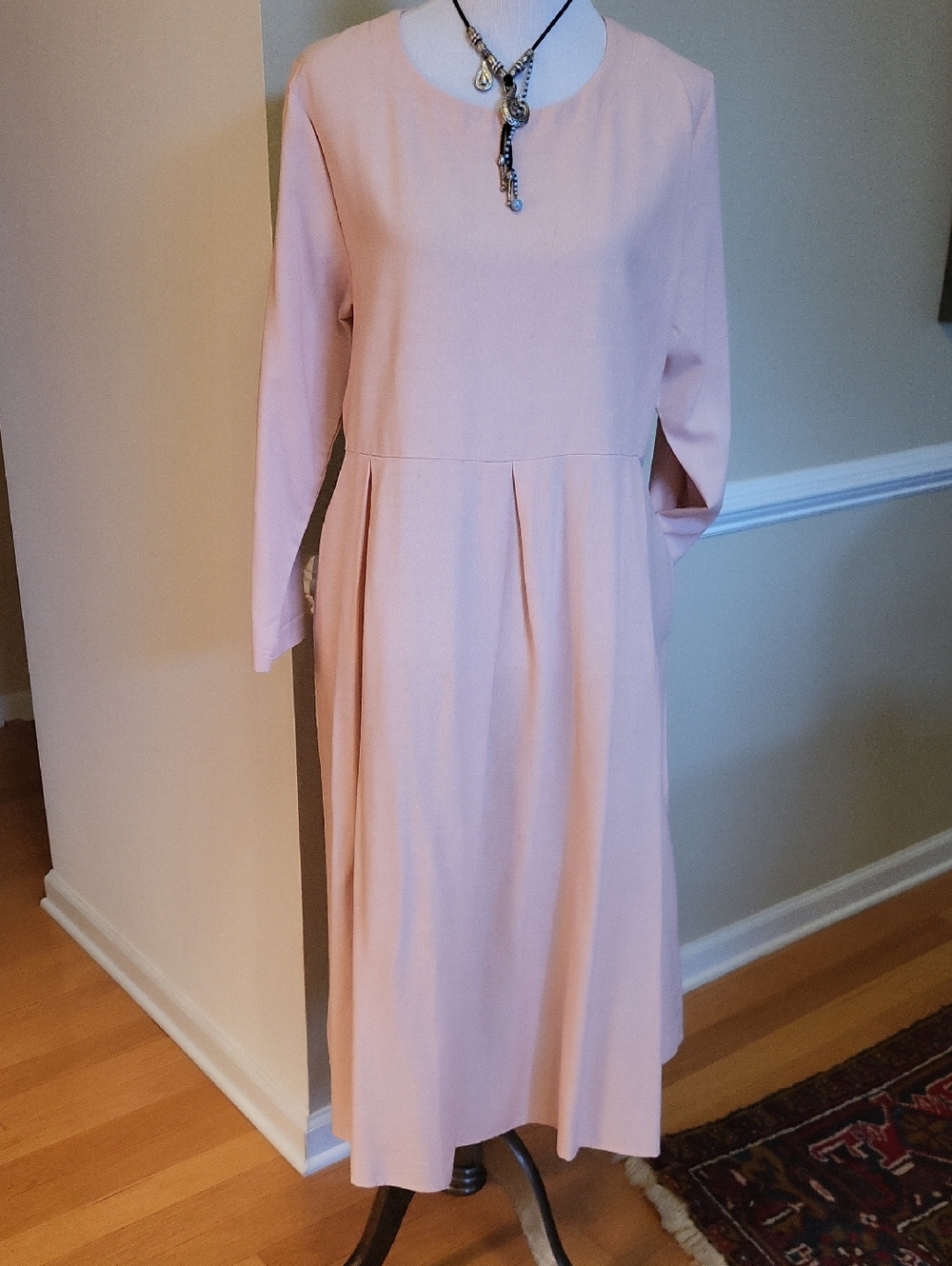 Source Unknown Long Sleeve Pleated Midi Dress in Light Pink NWOT